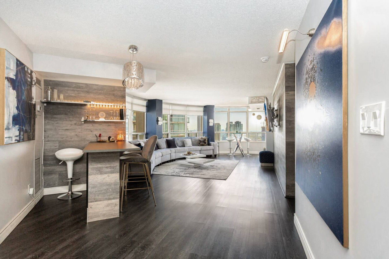 Luxury 2BR+Den | Steps from SQ1 | Panoramic Views! photo 36