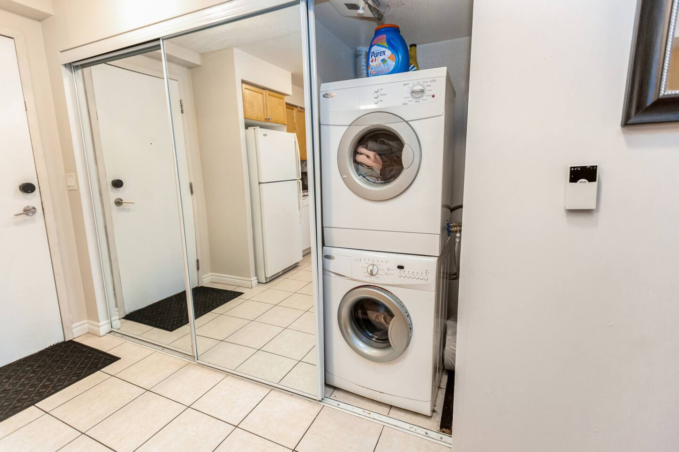 High-End 2BR/2BA Condo-Steps to Square One Mall photo 43