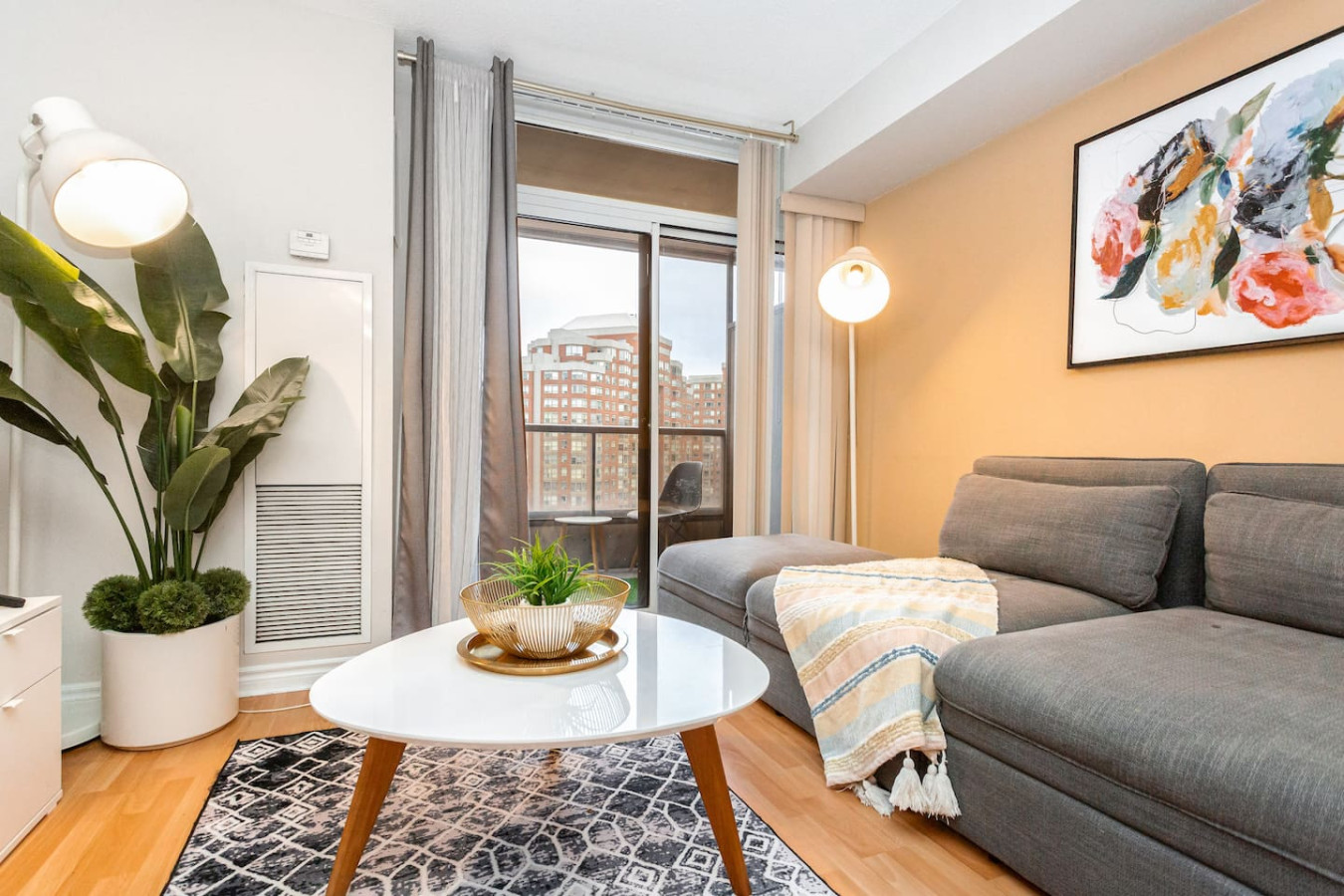 High-End 2BR/2BA Condo-Steps to Square One Mall photo 2