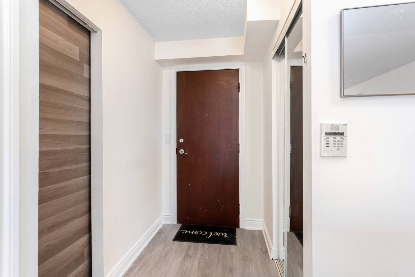 Stylish 2BR Retreat Steps to SQ1 | Prime Location photo 54