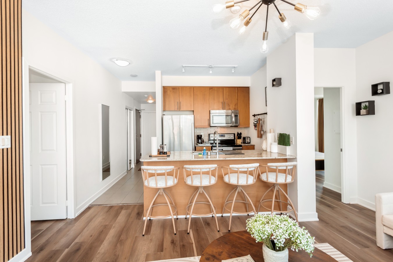 Sky-High 2BR/2BA Condo | Best City Views+Parking — furnished suite photo 14 in Mississauga