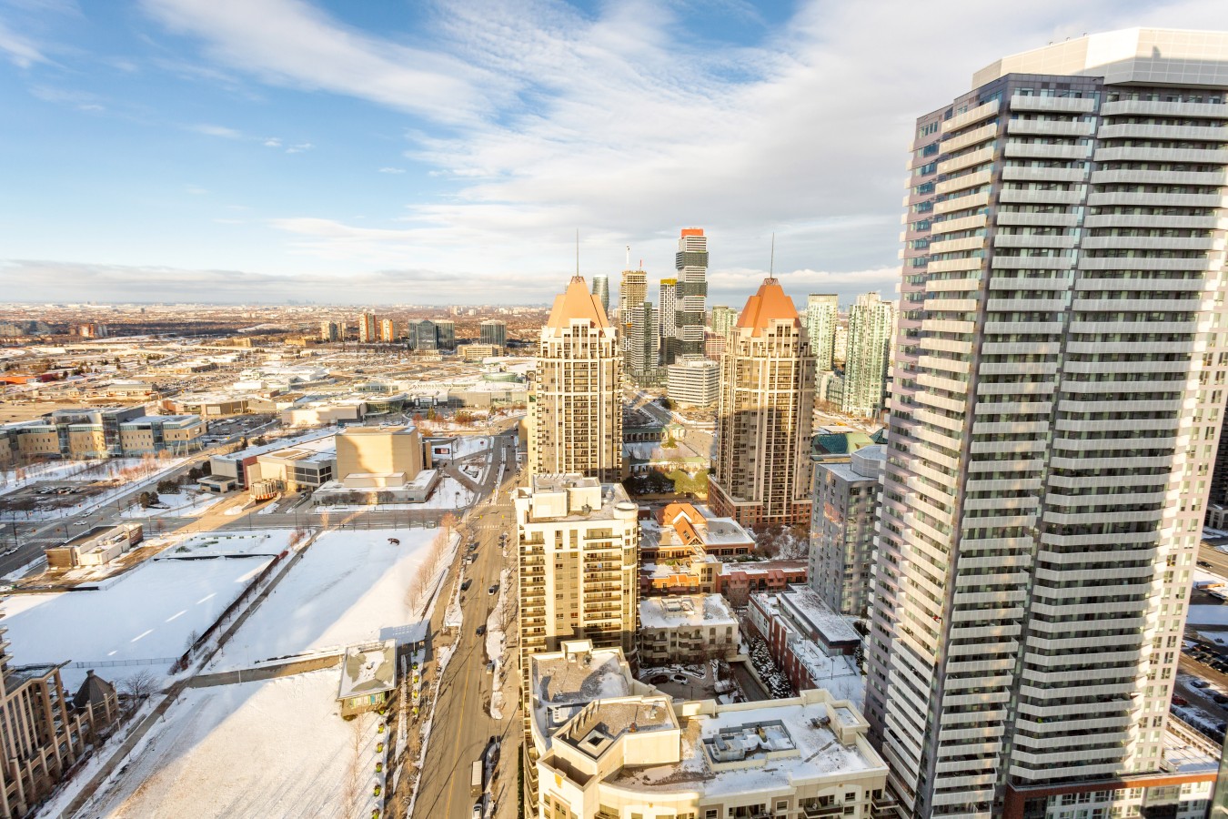Sky-High 2BR/2BA Condo | Best City Views+Parking — furnished suite photo 53 in Mississauga