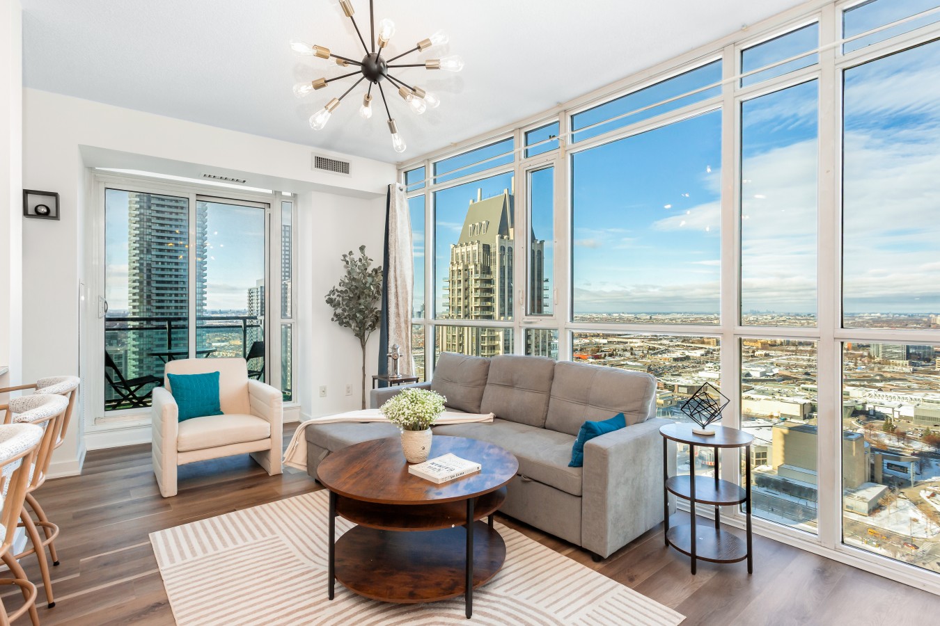 Sky-High 2BR/2BA Condo | Best City Views+Parking — furnished suite photo 37 in Mississauga