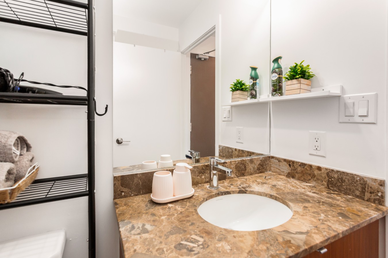 Sky-High 2BR/2BA Condo | Best City Views+Parking — furnished suite photo 7 in Mississauga