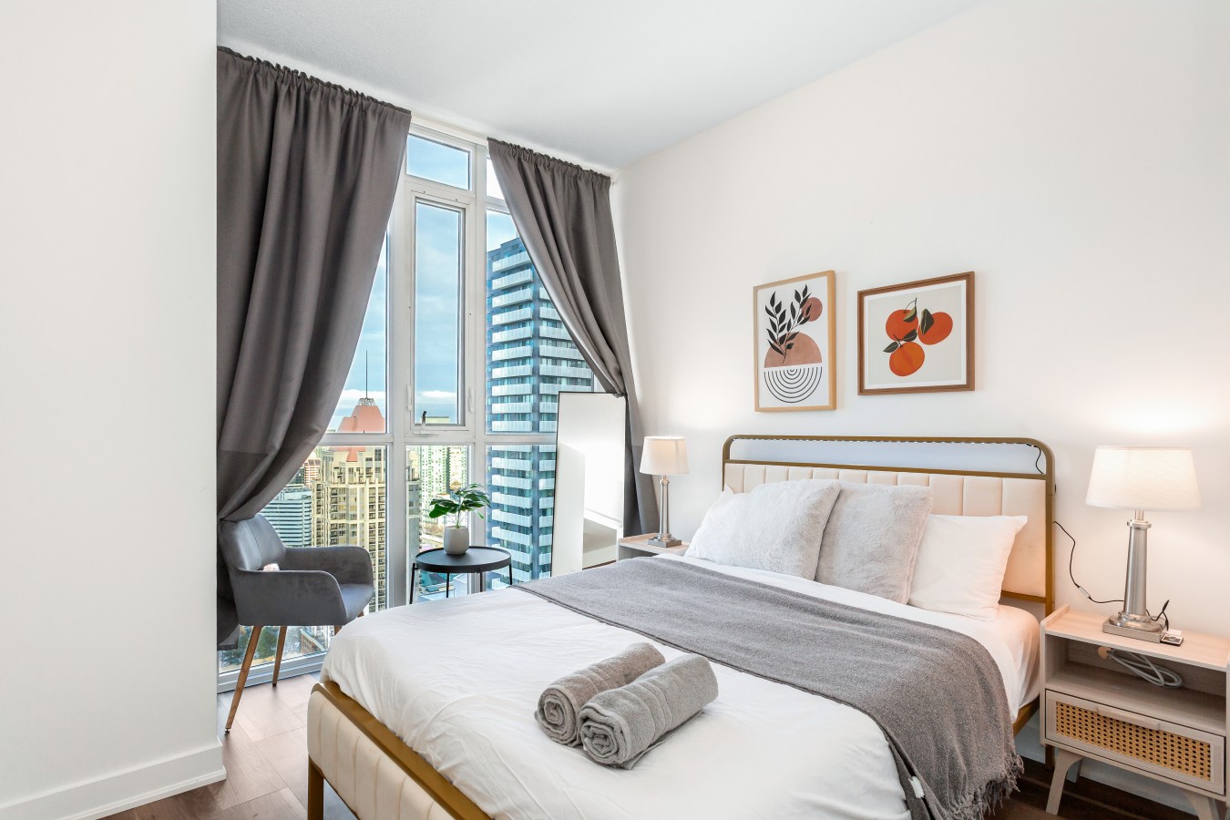 Sky-High 2BR/2BA Condo | Best City Views+Parking — furnished suite photo 19 in Mississauga