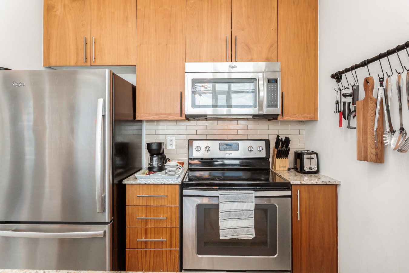 Sky-High 2BR/2BA Condo | Best City Views+Parking — furnished suite photo 26 in Mississauga