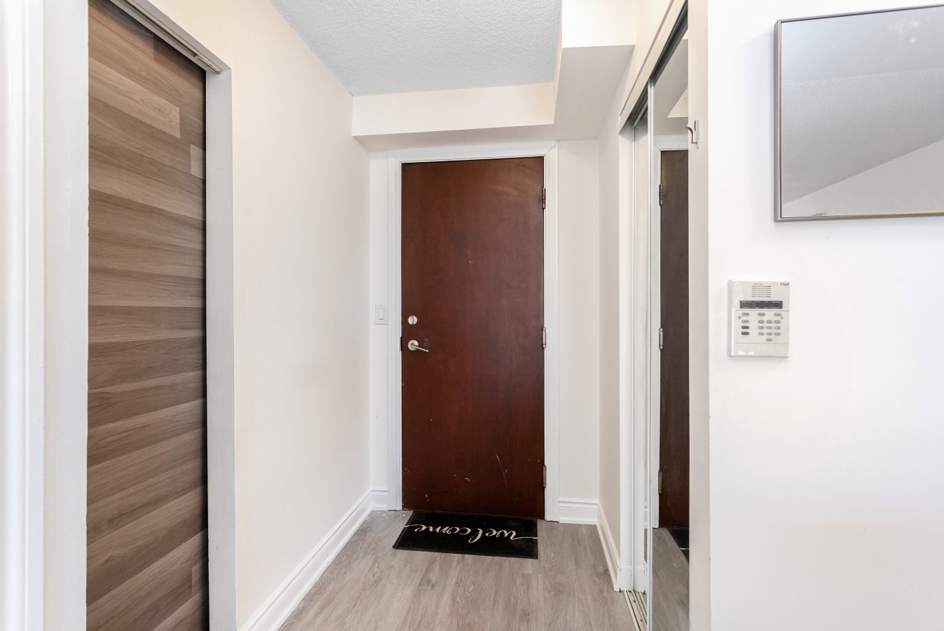 Sleek 2BR Stay Near Square One & Downtown — furnished suite photo 8 in Mississauga