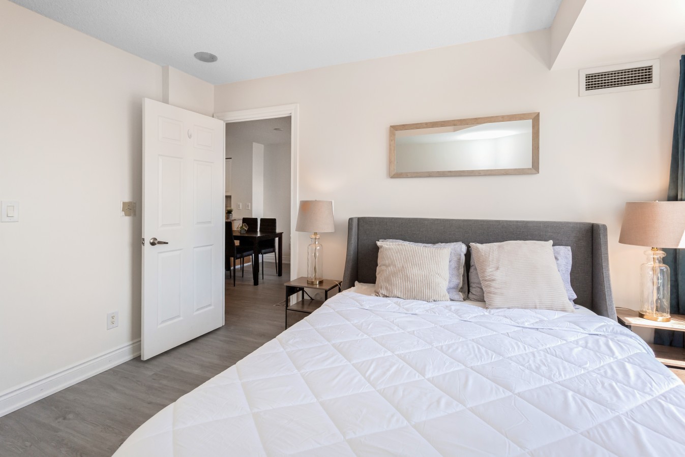Sleek 2BR Stay Near Square One & Downtown — furnished suite photo 33 in Mississauga