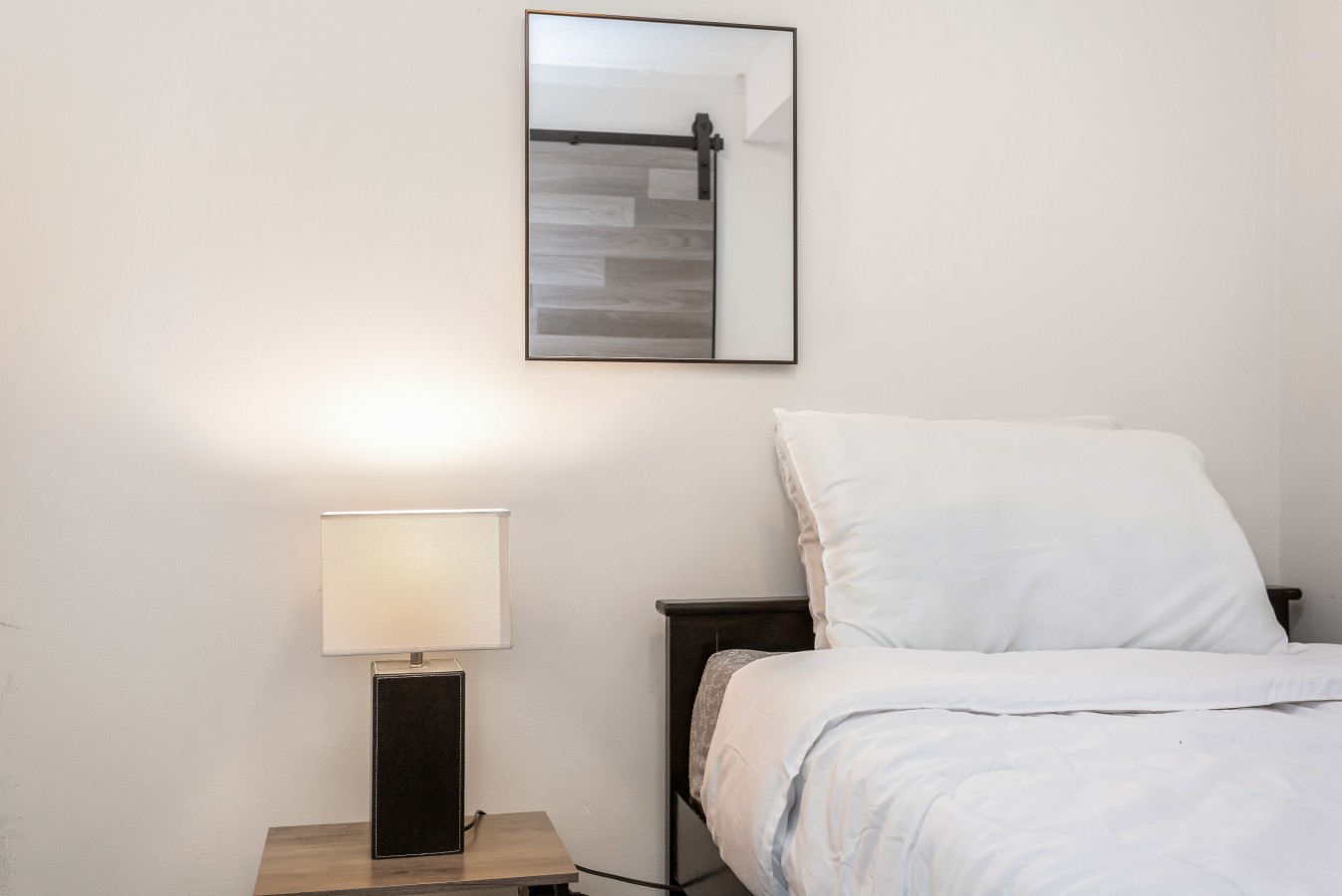 Sleek 2BR Stay Near Square One & Downtown — furnished suite photo 34 in Mississauga