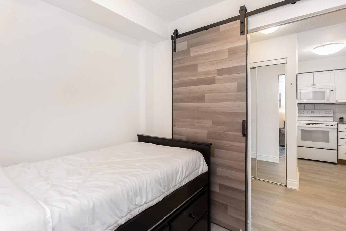 Sleek 2BR Stay Near Square One & Downtown — furnished suite photo 53 in Mississauga