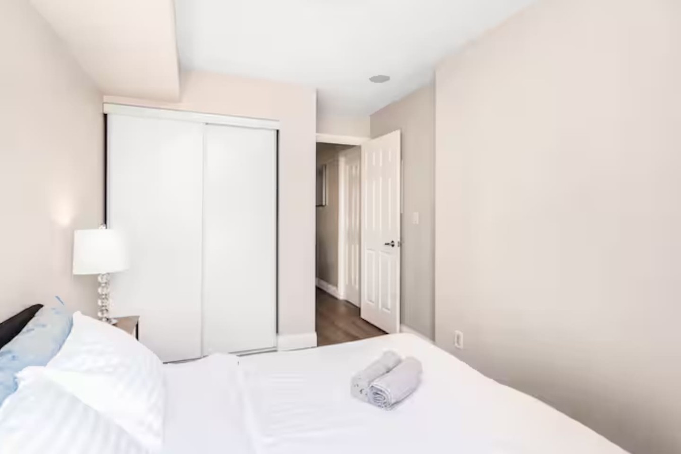 Stylish 2+1 Condo | Views Near SQ1 Mall photo 37