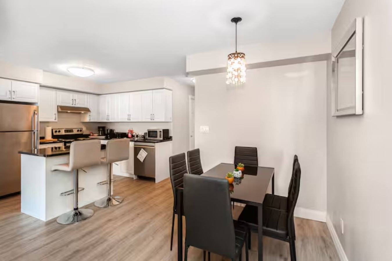 Stylish 2+1 Condo | Views Near SQ1 Mall photo 31