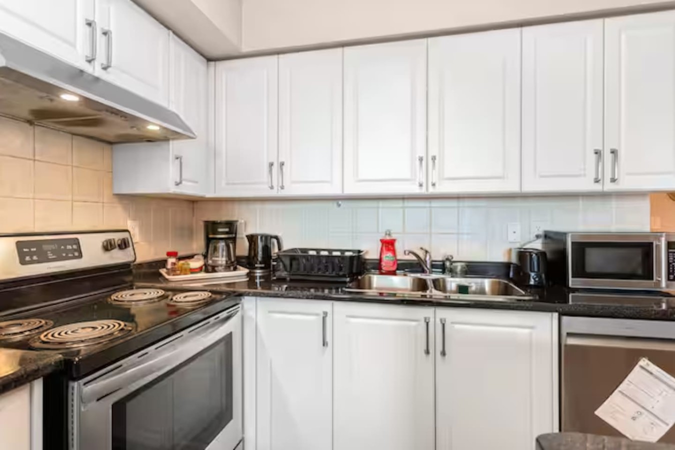 Stylish 2+1 Condo | Views Near SQ1 Mall photo 23