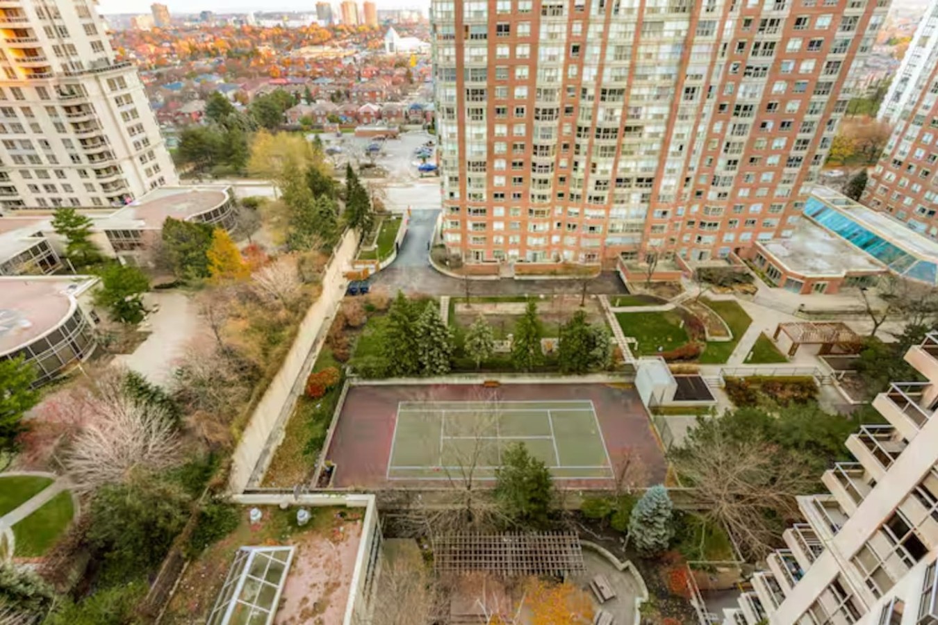 High-Rise Skyline Suite | Sleeps 5 | SQ1 photo 29