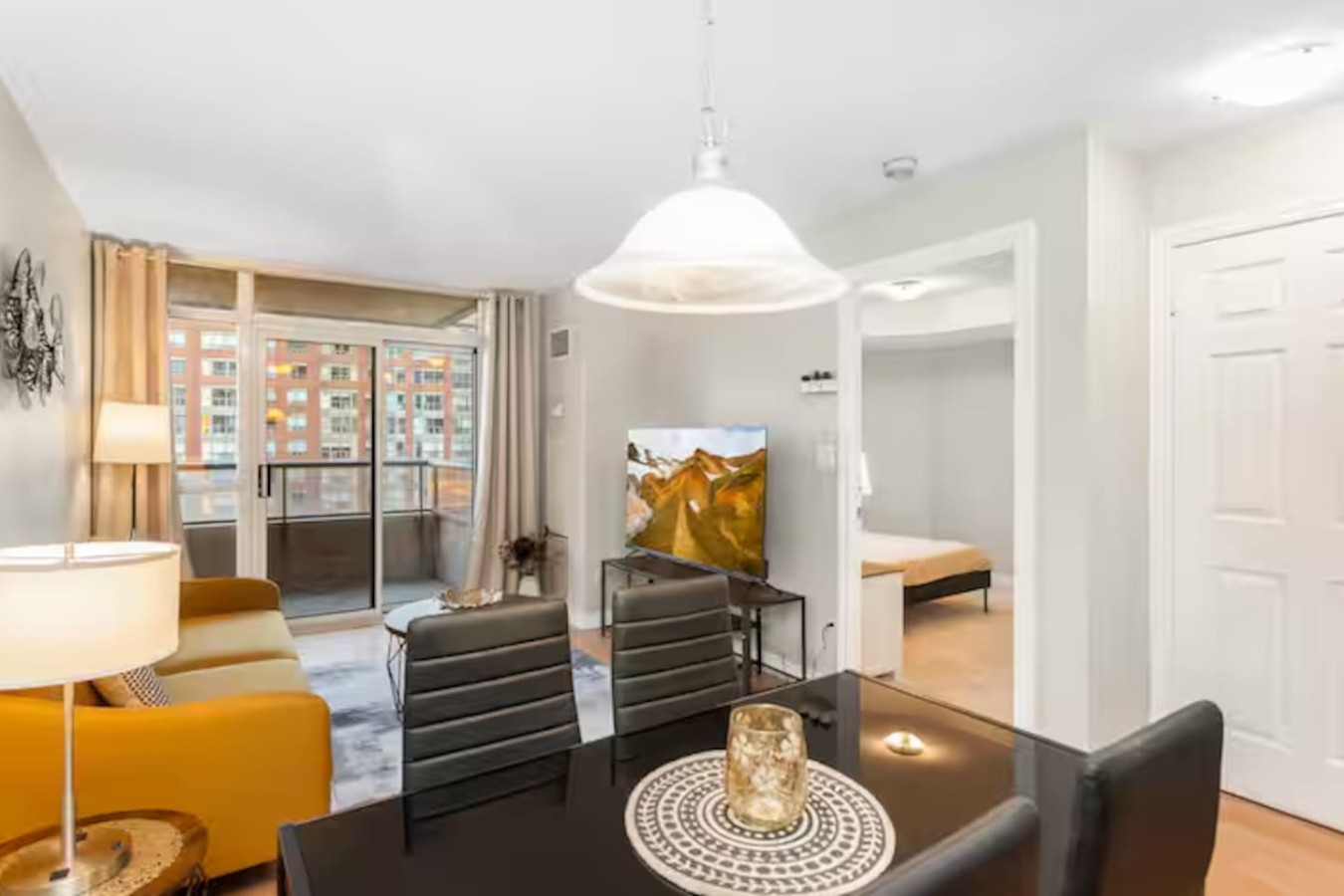 High-Rise Skyline Suite | Sleeps 5 | SQ1 photo 20