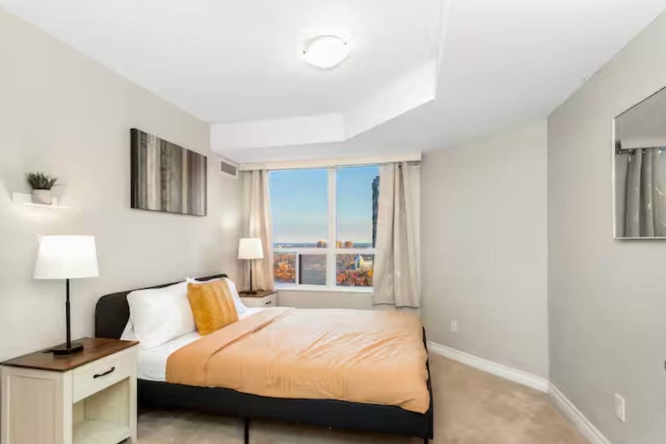 High-Rise Skyline Suite | Sleeps 5 | SQ1 photo 15