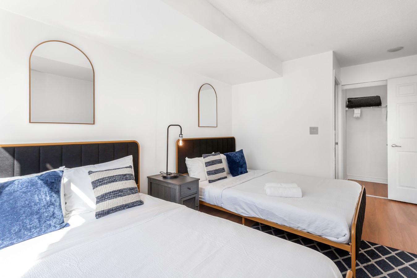 City Retreat | 2BR 2BATH | Sleeps 8 | Free Parking — furnished suite photo 4 in Mississauga