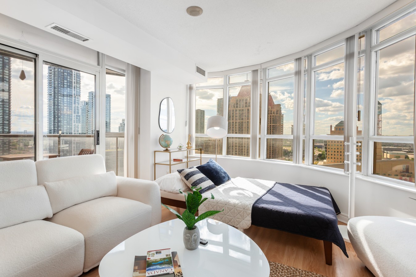 City Retreat | 2BR 2BATH | Sleeps 8 | Free Parking — furnished suite photo 29 in Mississauga