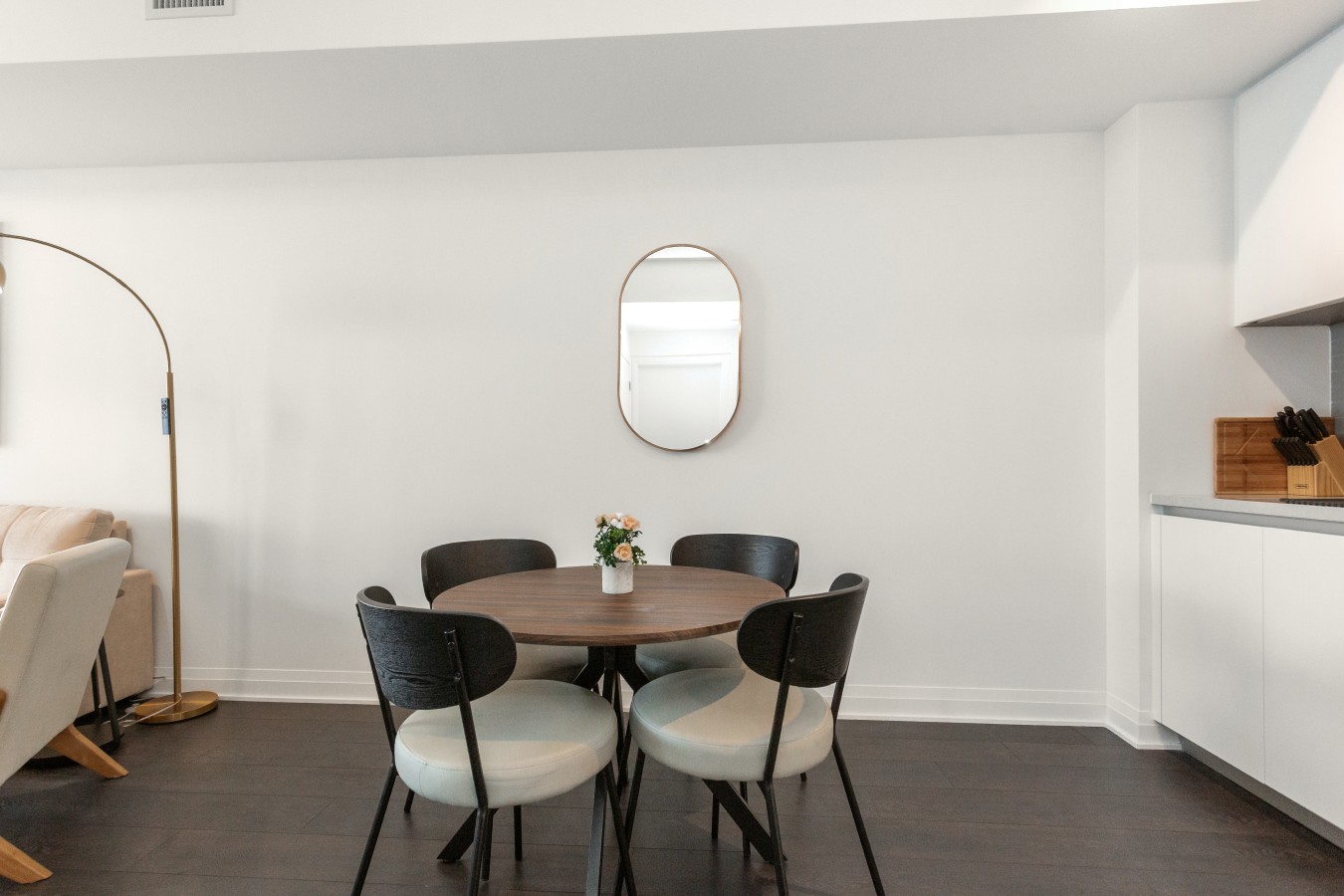 Luxury Skyline Condo | Pool • Gym • Steps to SQ1 — furnished suite photo 42 in Mississauga
