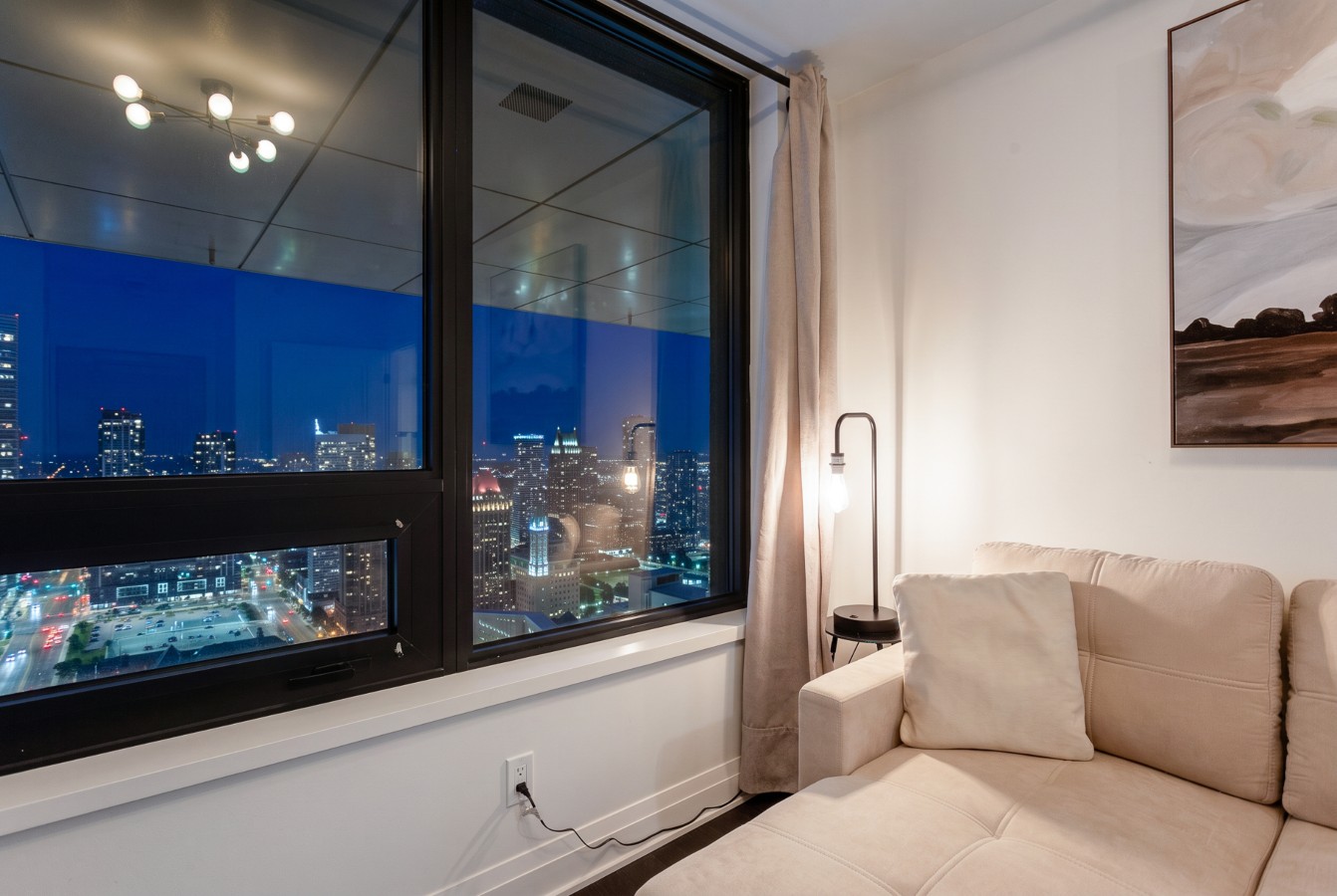 Luxury Skyline Condo | Pool • Gym • Steps to SQ1 — furnished suite photo 19 in Mississauga