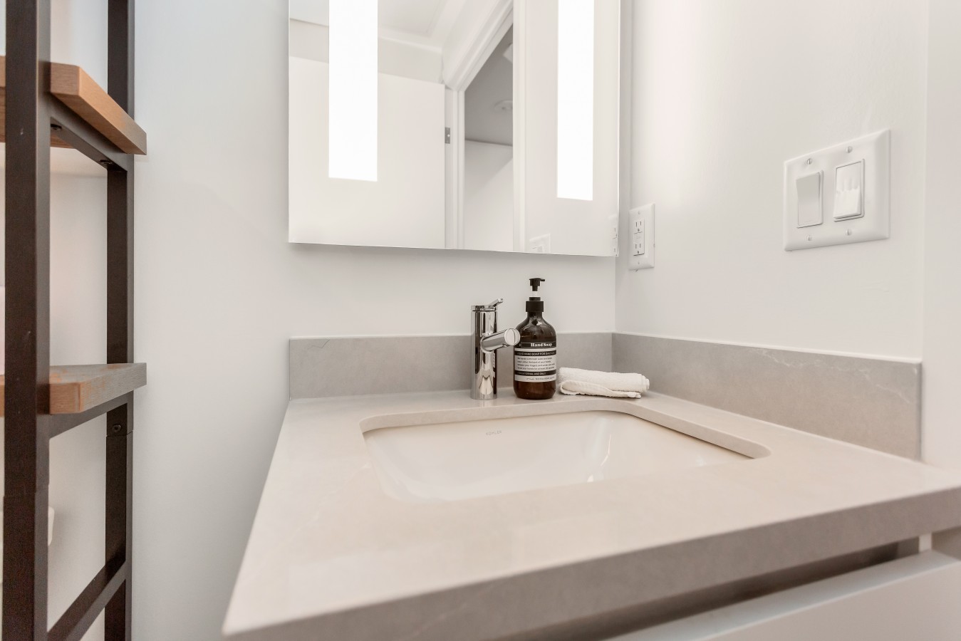 Luxury Skyline Condo | Pool • Gym • Steps to SQ1 — furnished suite photo 29 in Mississauga