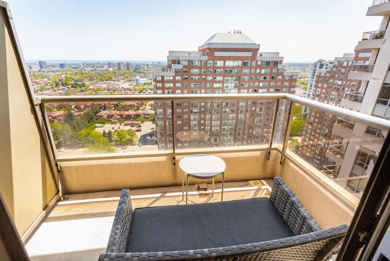 Stylish 2BR Retreat Steps to SQ1 | Prime Location — furnished suite photo 6 in Mississauga