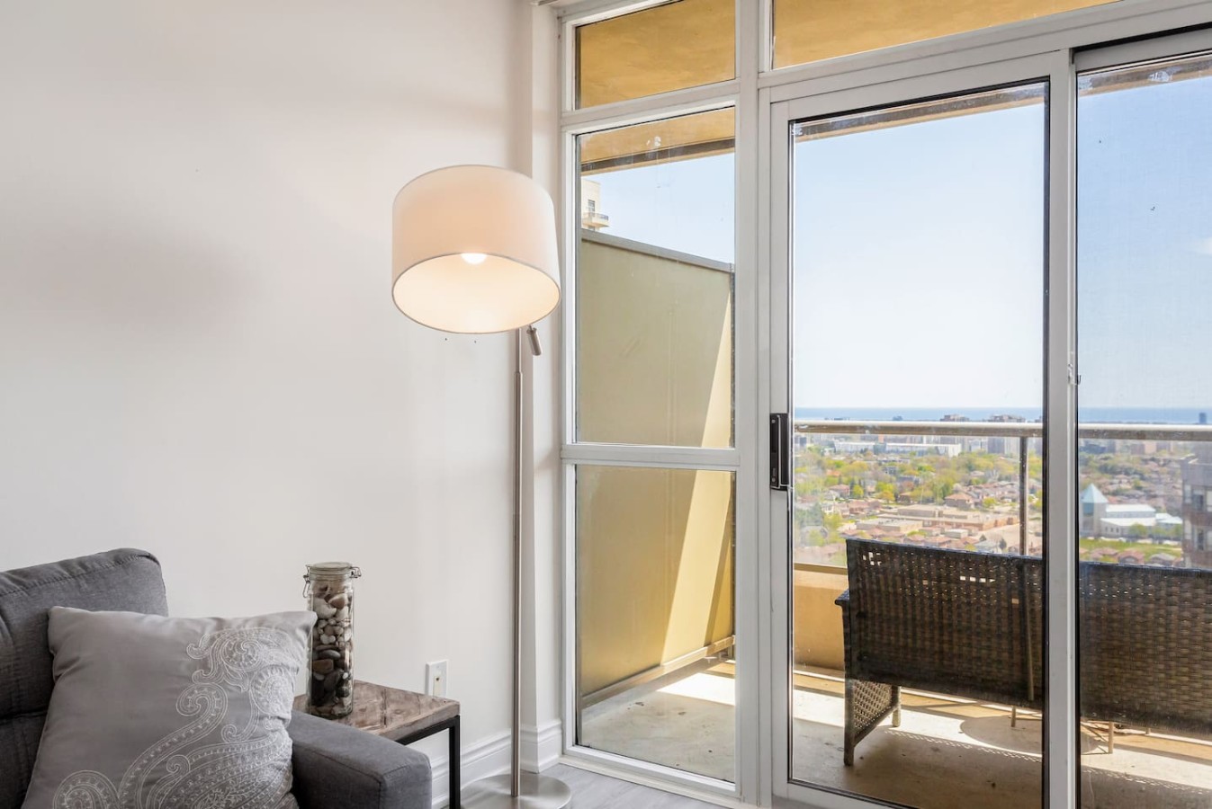 Stylish 2BR Retreat Steps to SQ1 | Prime Location — furnished suite photo 34 in Mississauga