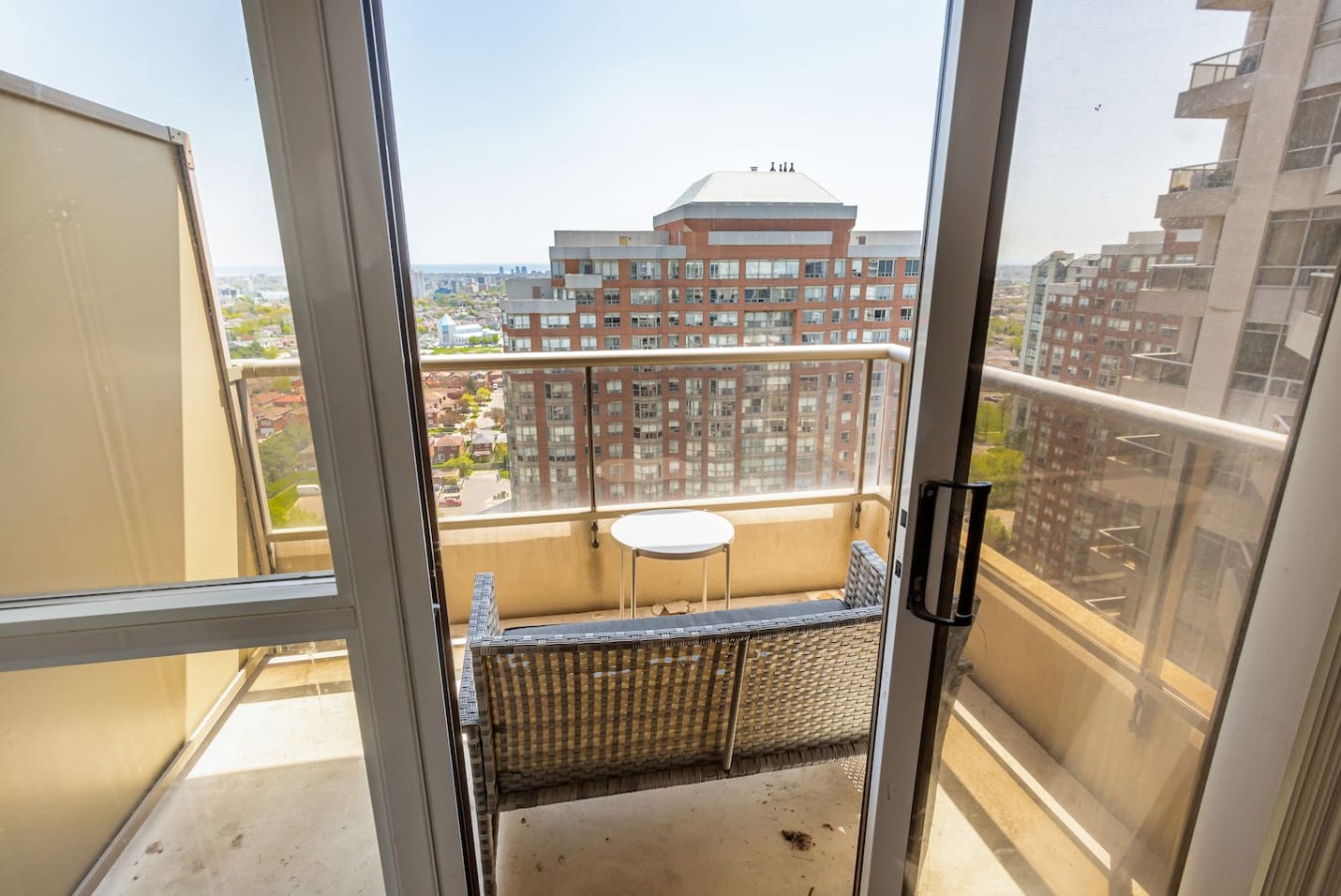 Stylish 2BR Retreat Steps to SQ1 | Prime Location — furnished suite photo 47 in Mississauga