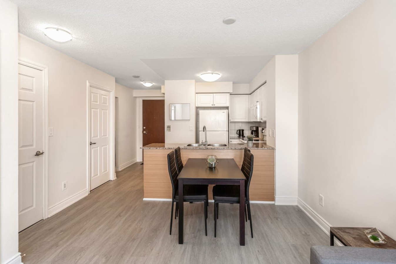 Stylish 2BR Retreat Steps to SQ1 | Prime Location — furnished suite photo 35 in Mississauga