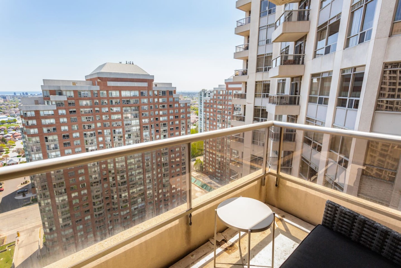 Stylish 2BR Retreat Steps to SQ1 | Prime Location — furnished suite photo 2 in Mississauga