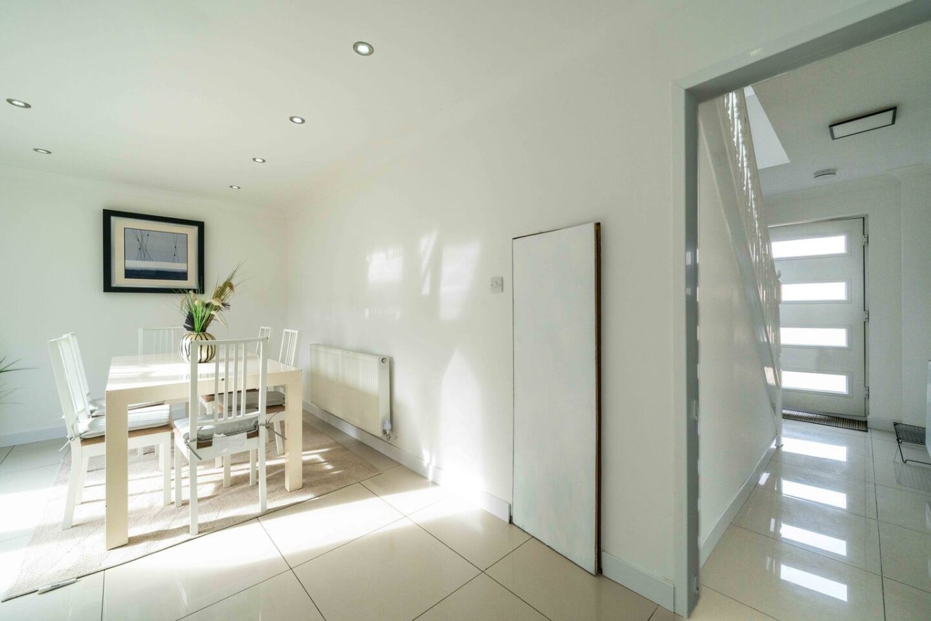 Cutters House*Sleeps 9*Groups*Contractors*Parking in 1 Cutter Close - Property image 21 - VivreStays