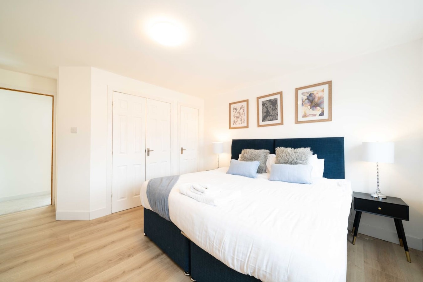 Cutters House*Sleeps 9*Groups*Contractors*Parking in 1 Cutter Close - Property image 7 - VivreStays