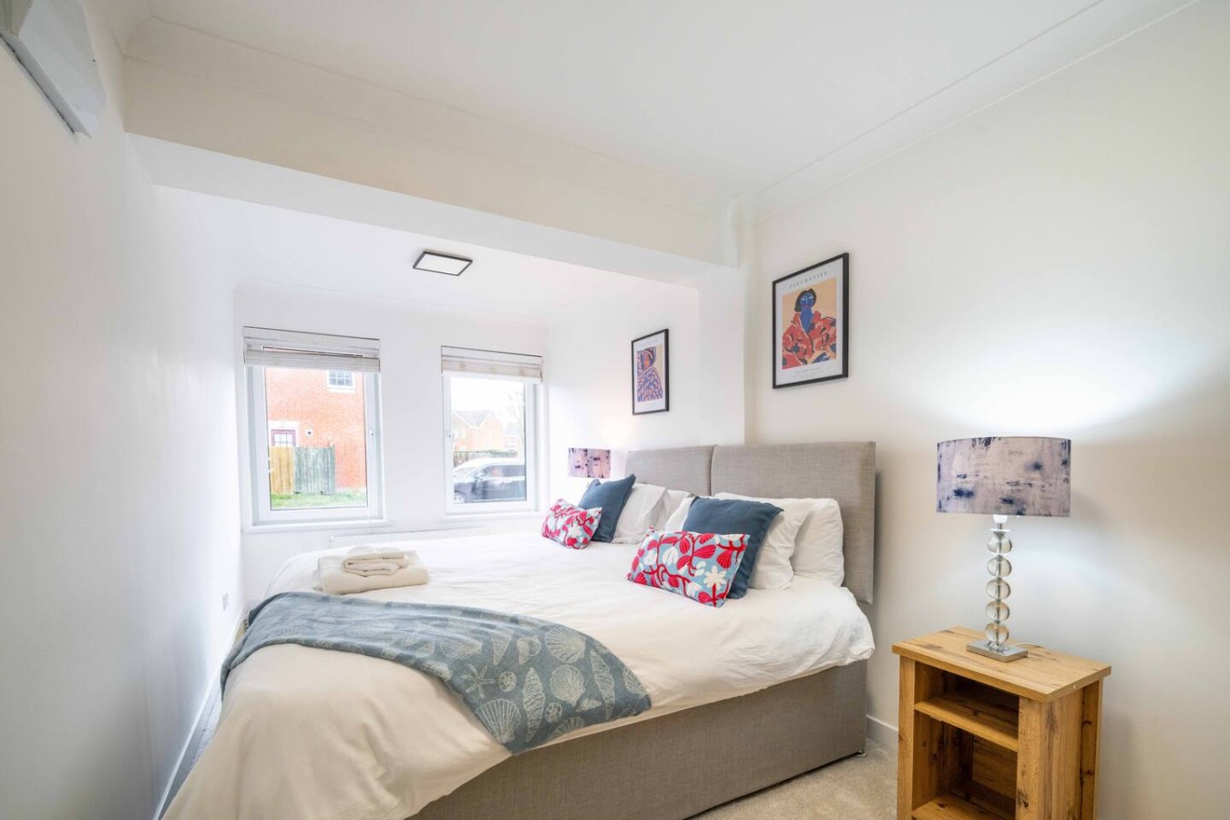 Cutters House*Sleeps 9*Groups*Contractors*Parking in 1 Cutter Close - Property image 6 - VivreStays