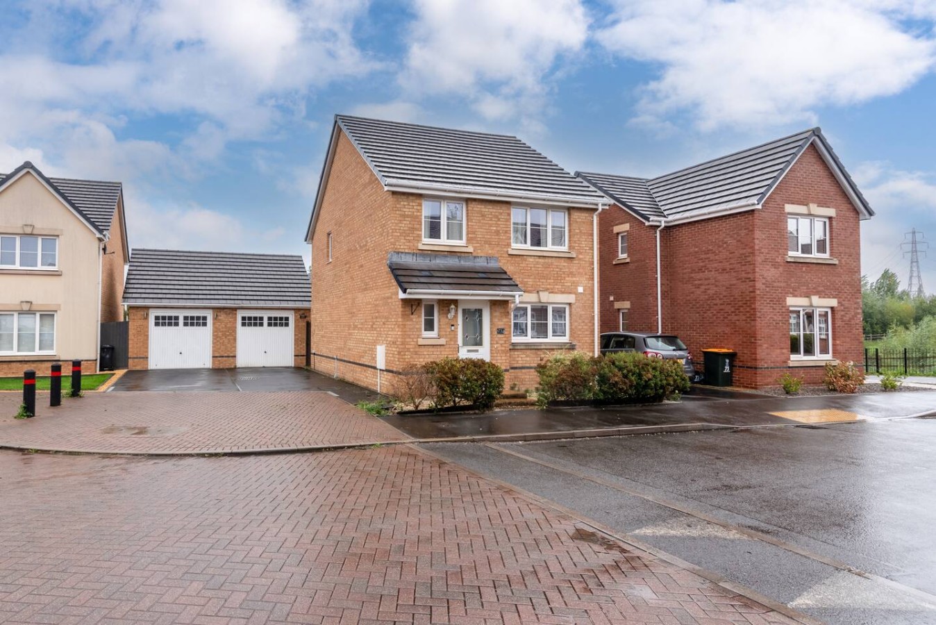 Mon Bank II* Contractors* Parking*Sleeps 5 in 73 Monmouth Castle Drive - Property image 27 - VivreStays