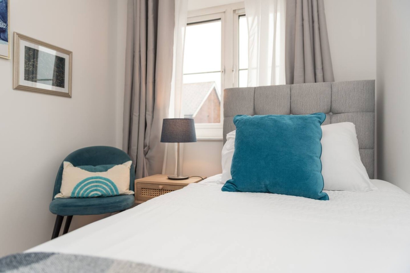 Mon Bank II* Contractors* Parking*Sleeps 5 in 73 Monmouth Castle Drive - Property image 36 - VivreStays