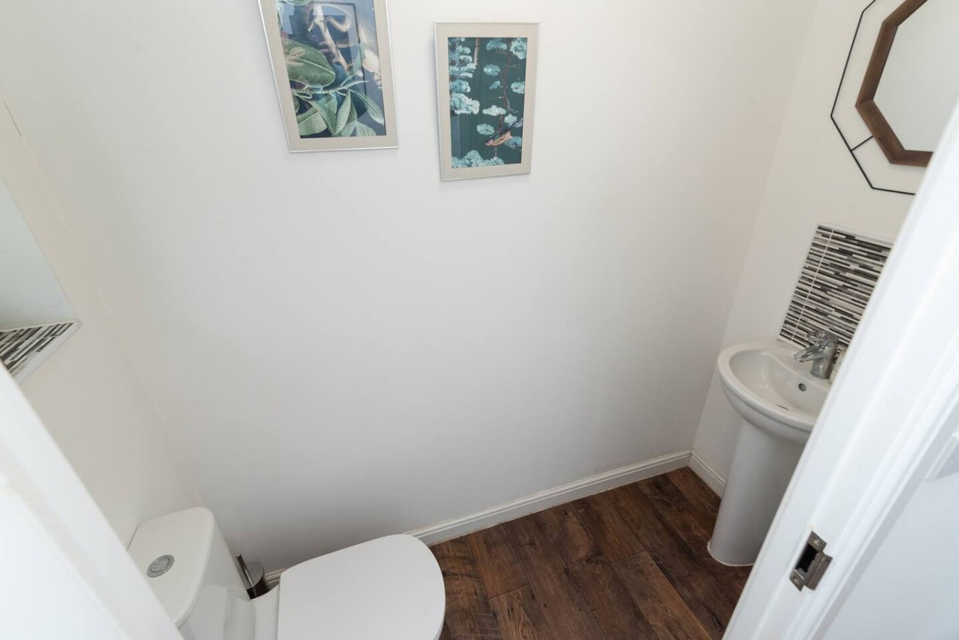 Mon Bank II* Contractors* Parking*Sleeps 5 in 73 Monmouth Castle Drive - Property image 34 - VivreStays