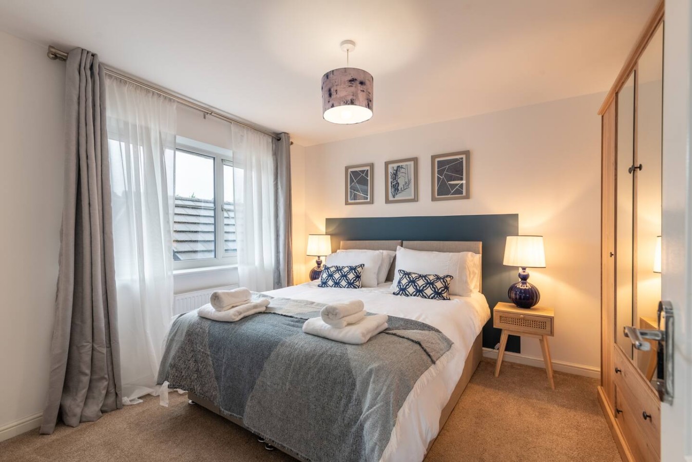 Mon Bank II* Contractors* Parking*Sleeps 5 in 73 Monmouth Castle Drive - Property image 13 - VivreStays