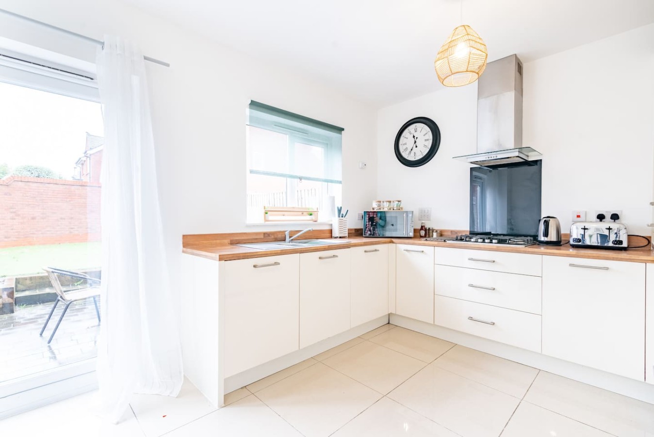 Mon Bank House*Parking*Contractors*Sleeps 6 in 48 Monmouth Castle Drive - Property image 17 - VivreStays