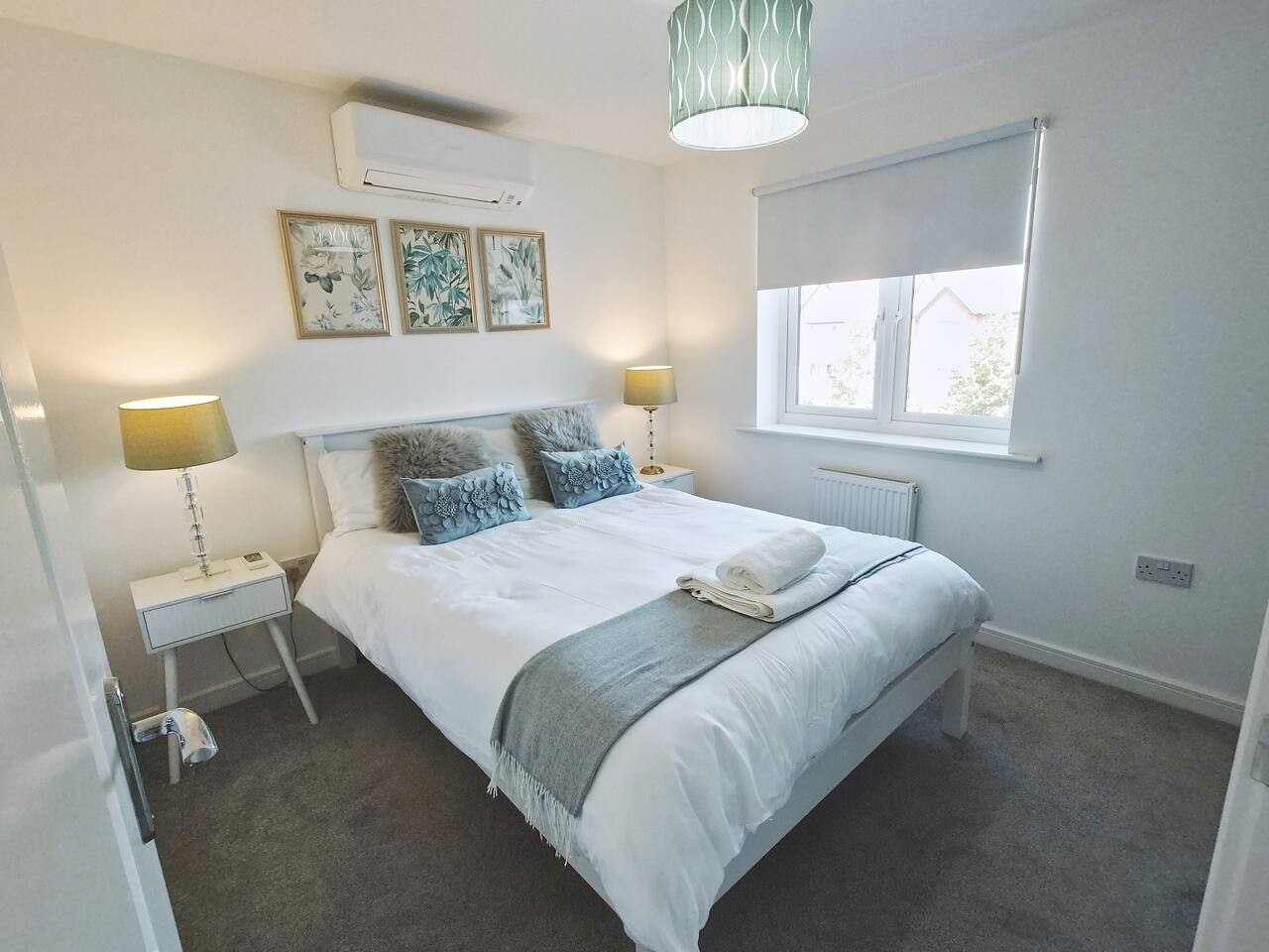 Glynn*House*Newport*sleeps 8*Groups*Parking in 45 Tandem Mill Road - Property image 5 - VivreStays