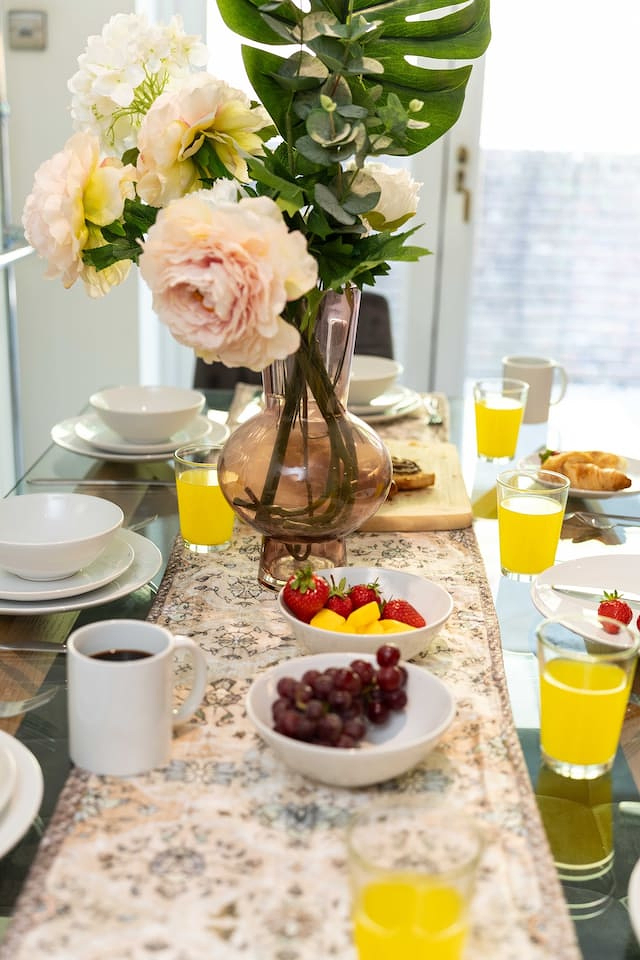 Horizon House*Sleeps 12*Parking*Corporate*Groups in 31 Glanwern Rise - Property image 37 - VivreStays
