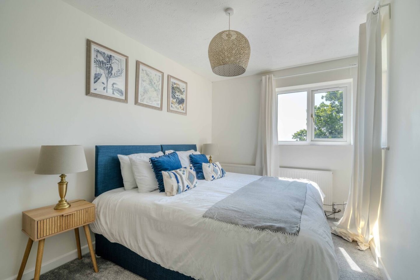 Horizon House*Sleeps 12*Parking*Corporate*Groups in 31 Glanwern Rise - Property image 15 - VivreStays
