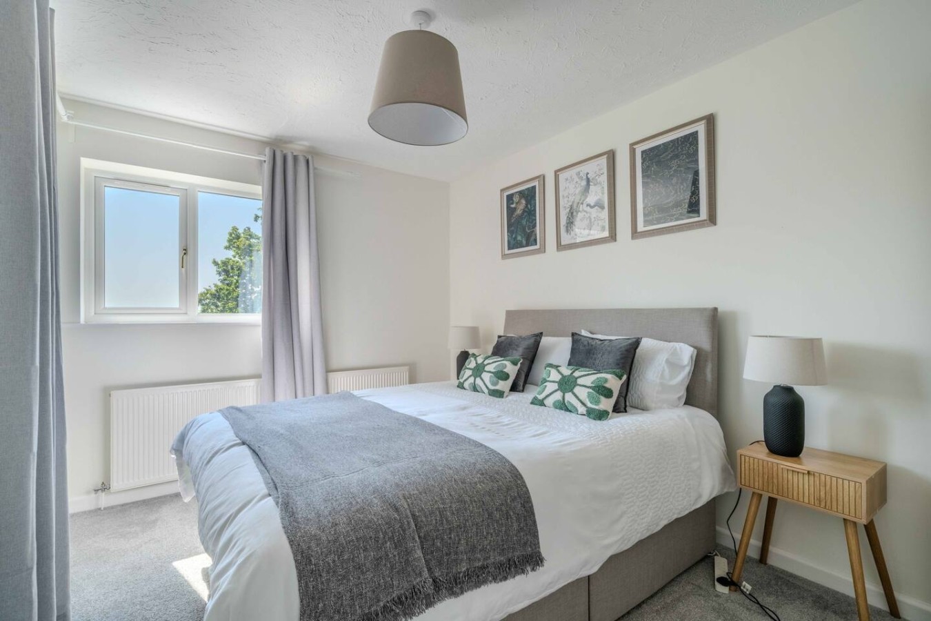 Horizon House*Sleeps 12*Parking*Corporate*Groups in 31 Glanwern Rise - Property image 24 - VivreStays