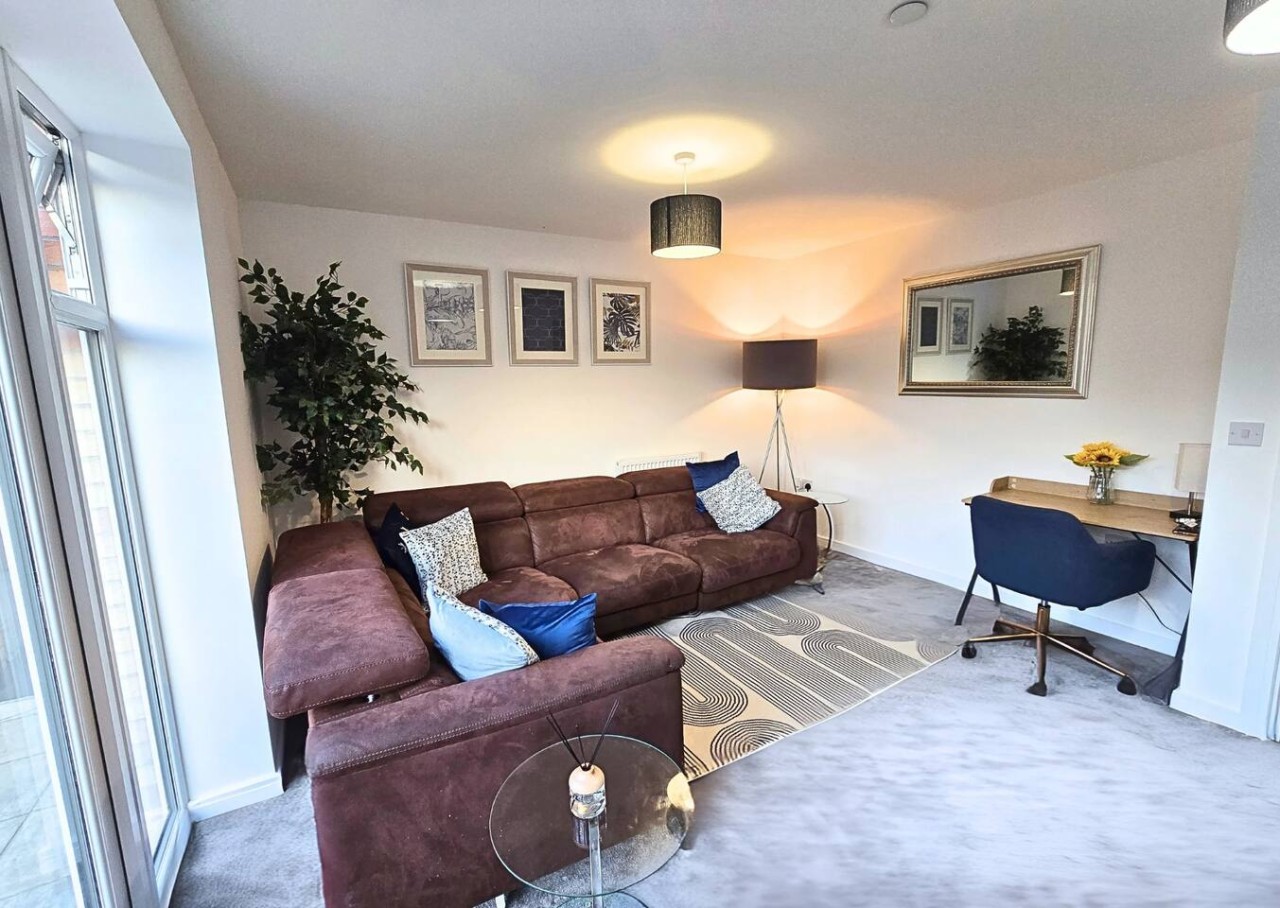 Wayfield House*Sleeps 5*Groups*Parking in 15 Chapel Field Way - Property image 17 - VivreStays