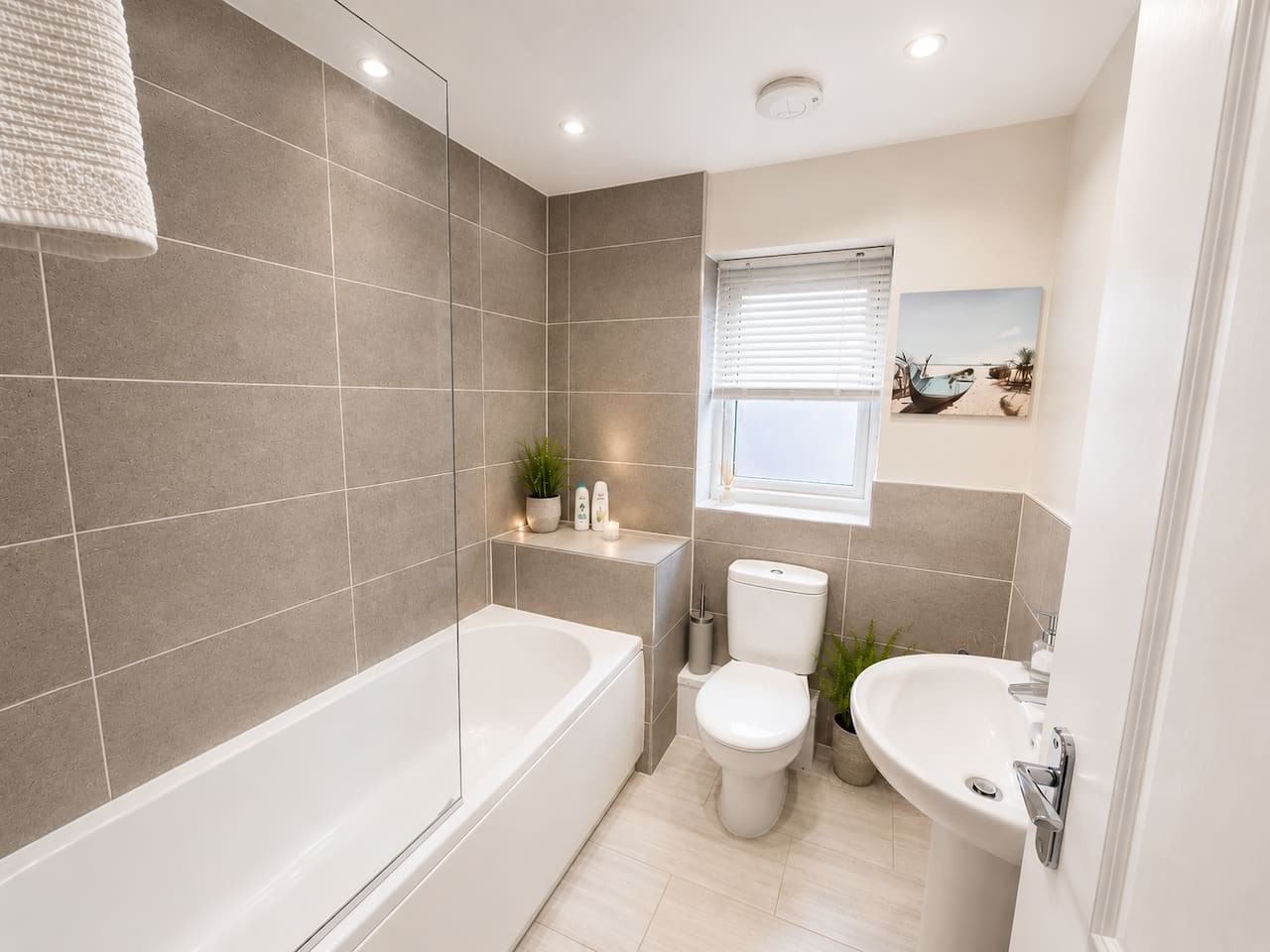 Jubilee House*Sleeps 7*Parking*Contractors*Groups in 14 Obama Grove - Property image 16 - VivreStays