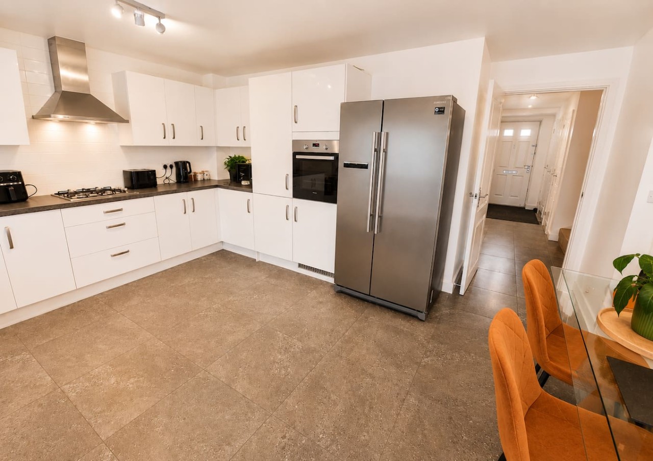 Jubilee House*Sleeps 7*Parking*Contractors*Groups in 14 Obama Grove - Property image 13 - VivreStays