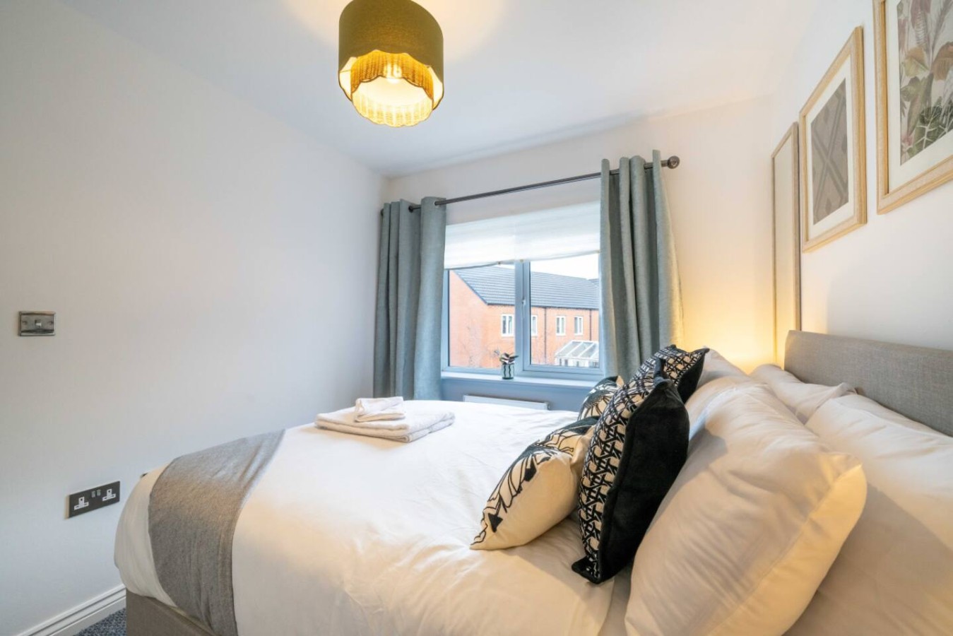 Lysaght House* Groups *Contractors *sleeps 5 in 28 Lysaght Gardens - Property image 14 - VivreStays