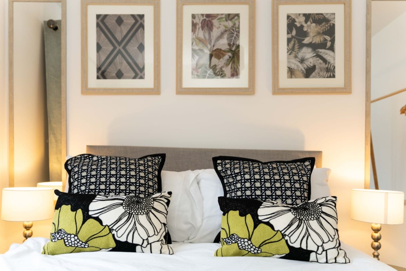 Lysaght House* Groups *Contractors *sleeps 5 in 28 Lysaght Gardens - Property image 30 - VivreStays