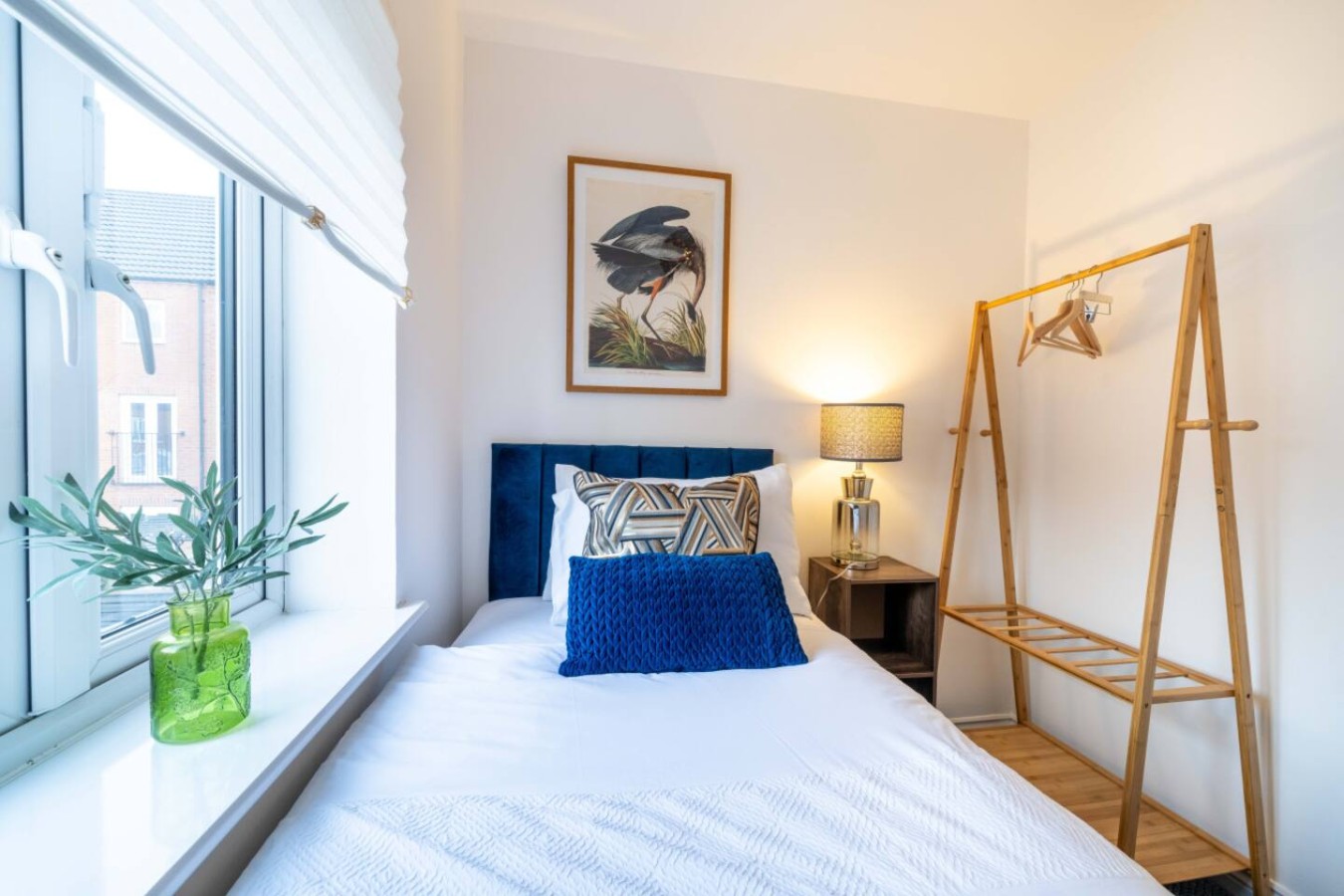 Lysaght House* Groups *Contractors *sleeps 5 in 28 Lysaght Gardens - Property image 5 - VivreStays