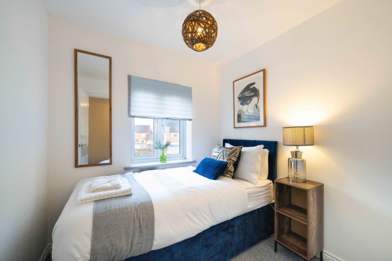 Lysaght House* Groups *Contractors *sleeps 5 in 28 Lysaght Gardens - Property image 8 - VivreStays