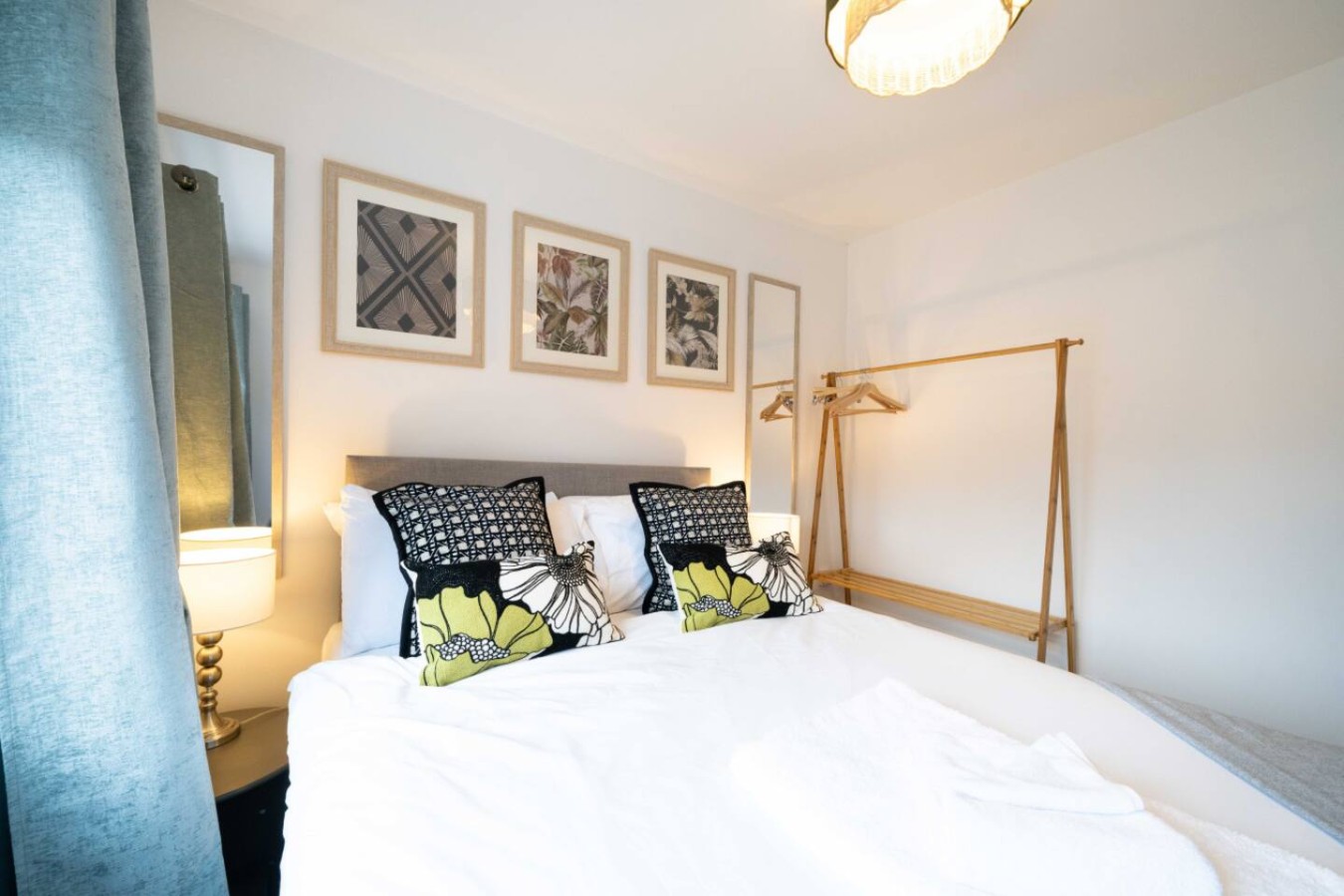 Lysaght House* Groups *Contractors *sleeps 5 in 28 Lysaght Gardens - Property image 23 - VivreStays